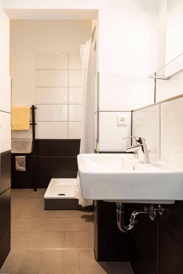 Amazing Apartment 1Br For 7 @Mauerpark Pberg Berlin Eksteriør bilde